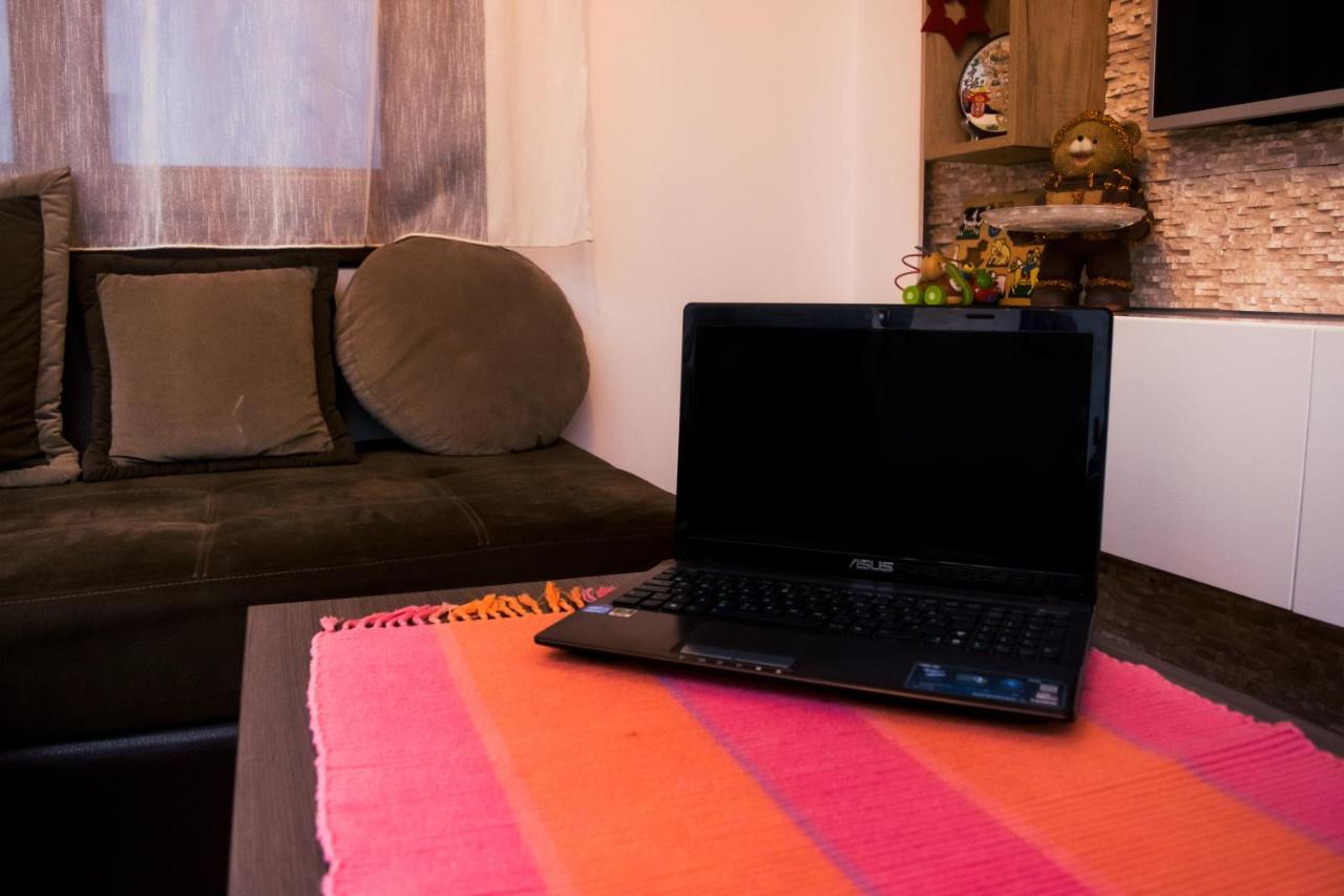 Apartment Aleksija Ni Dış mekan fotoğraf