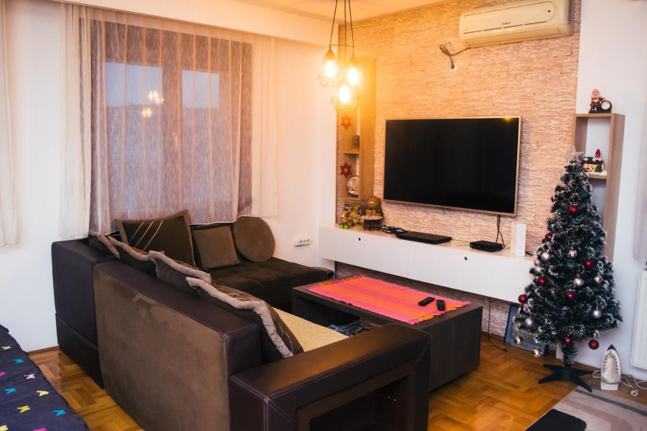 Apartment Aleksija Ni Dış mekan fotoğraf
