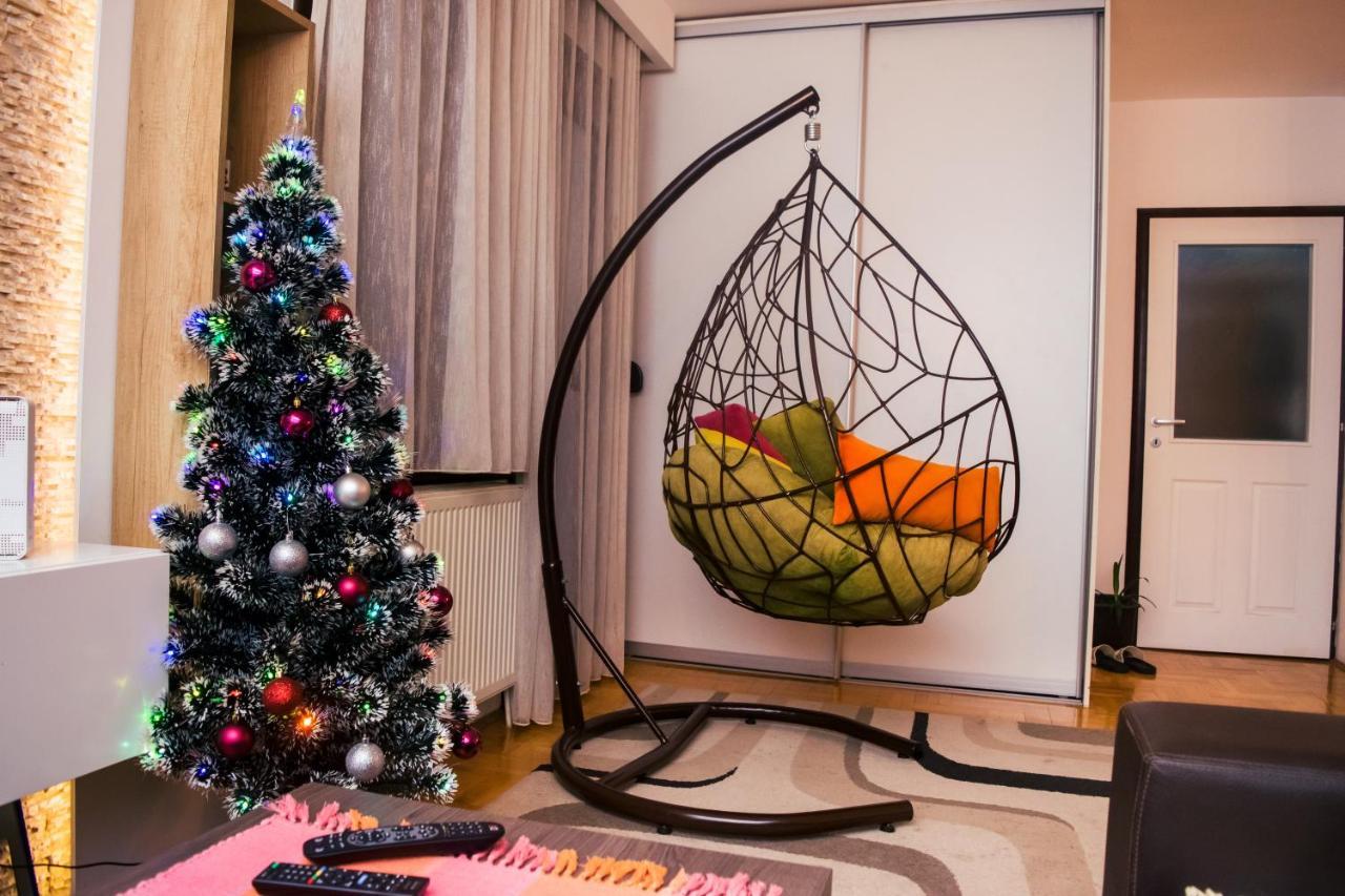 Apartment Aleksija Ni Dış mekan fotoğraf