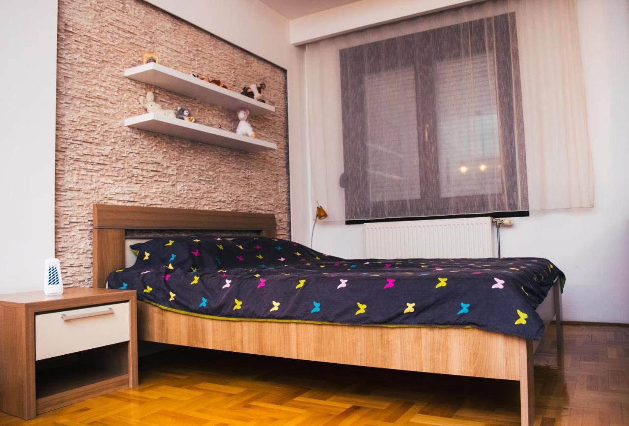 Apartment Aleksija Ni Dış mekan fotoğraf