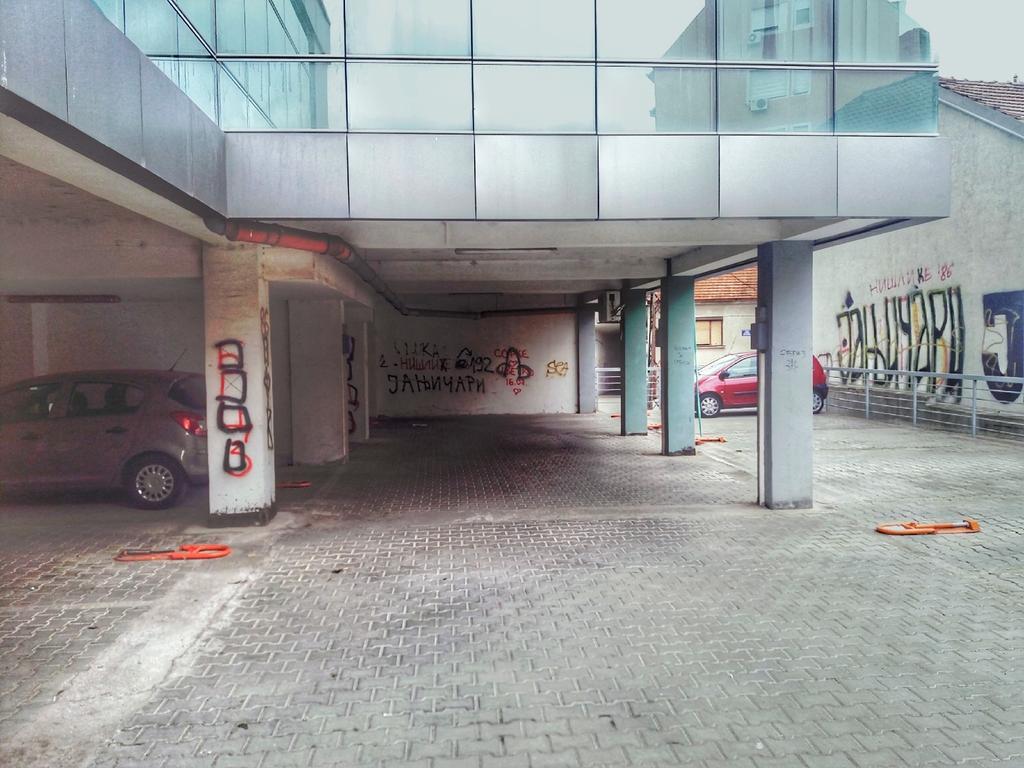 Apartment Aleksija Ni Dış mekan fotoğraf