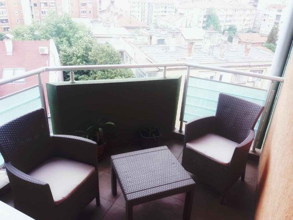 Apartment Aleksija Ni Dış mekan fotoğraf